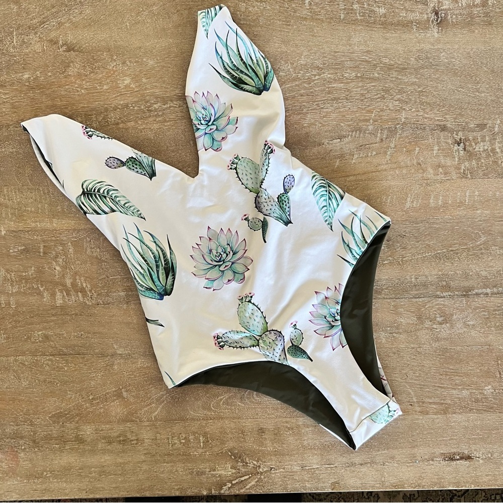 Reversible swim